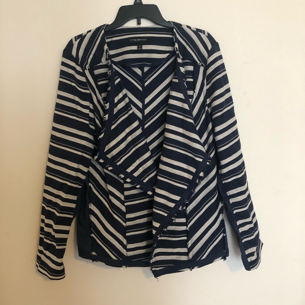 Navy/off-white blazer with raw edge details. Sz 20